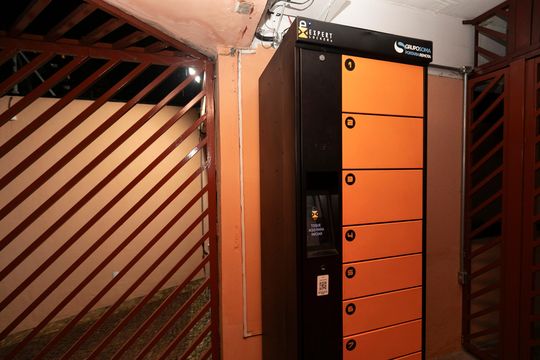 PORTA ENCOMENDAS de apartamento à venda com 1 quarto, 32m² em Vila Itapura, Campinas