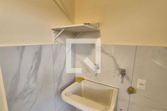 Casa à venda com 6 quartos, 389m² em Vila Missionaria, São Paulo