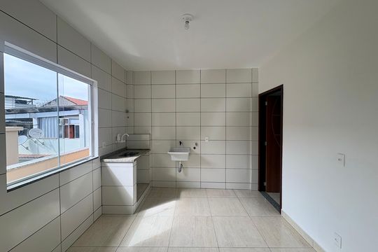 Cozinha e Área de Serviço de kitnet/studio para alugar com 1 quarto, 25m² em Curicica, Rio de Janeiro