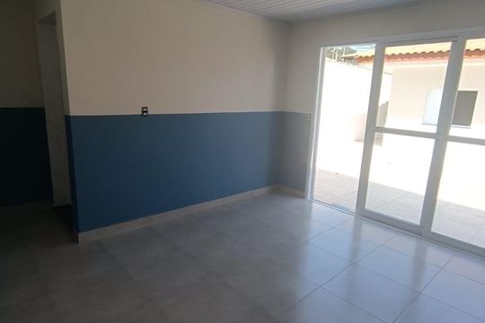 Casa para alugar com 2 quartos, 147m² em Vila Bela Flor, Mogi das Cruzes
