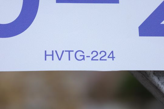Placa GRANDE instalada no portão do imóvel, dia 02.10.2026 - Código da placa: HVTG-224 de casa para alugar com 3 quartos, 111m² em Jardim Nossa Senhora do Carmo, São Paulo