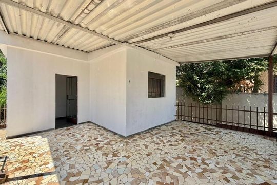 Varanda  de casa à venda com 4 quartos, 140m² em Glória, Belo Horizonte