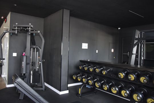 Área comum - Academia de apartamento para alugar com 3 quartos, 125m² em Jardim Santa Barbara, Embu das Artes