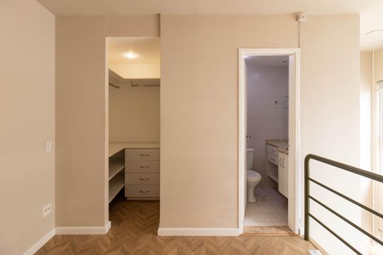 Suíte de apartamento para alugar com 1 quarto, 30m² em Vila Hamburguesa, São Paulo