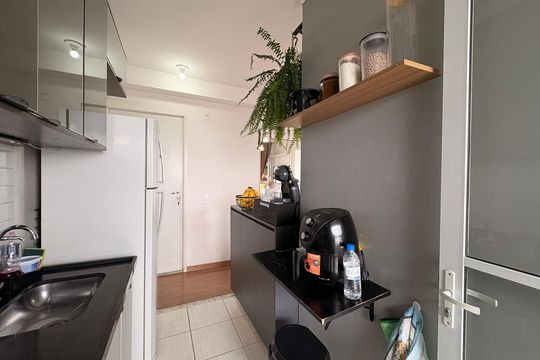Cozinha de apartamento para alugar com 2 quartos, 43m² em Jardim Adutora, São Paulo