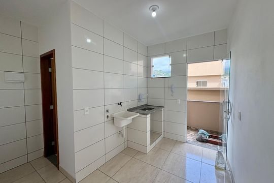 Cozinha e Área de Serviço de kitnet/studio para alugar com 1 quarto, 31m² em Curicica, Rio de Janeiro