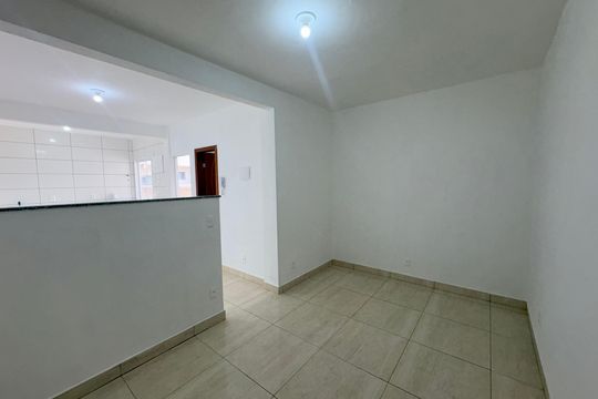 Quarto de kitnet/studio para alugar com 1 quarto, 30m² em Taquara, Rio de Janeiro