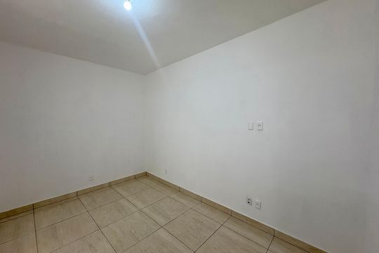 Quarto de kitnet/studio para alugar com 1 quarto, 30m² em Taquara, Rio de Janeiro
