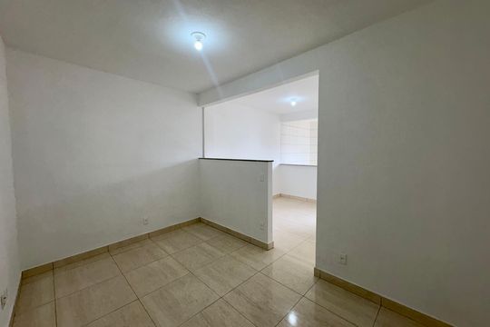 Quarto de kitnet/studio para alugar com 1 quarto, 30m² em Taquara, Rio de Janeiro