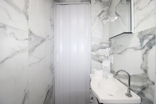 Banheiro de apartamento para alugar com 2 quartos, 48m² em Cidade Tiradentes, São Paulo
