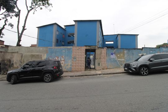 Fachada de apartamento para alugar com 2 quartos, 48m² em Cidade Tiradentes, São Paulo