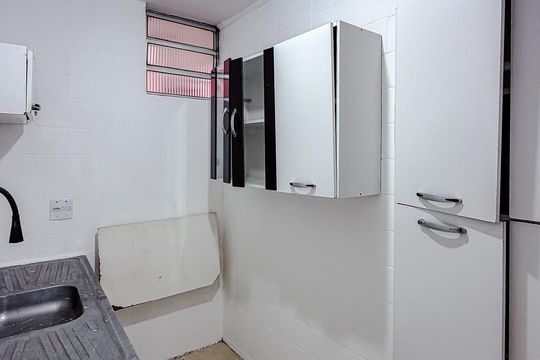 Cozinha de kitnet/studio à venda com 2 quartos, 68m² em Liberdade, São Paulo