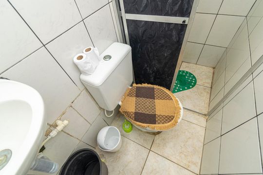 Banheiro de casa para alugar com 2 quartos, 80m² em Irajá, Rio de Janeiro