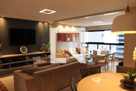 Apartamento à venda com 3 quartos, 121m² em Setor Marista, Goiânia
