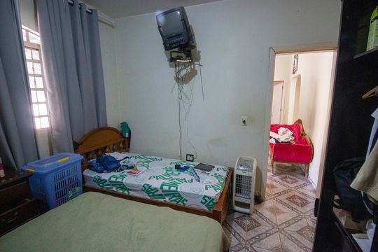 Casa à venda com 4 quartos, 679m² em Colônia Agrícola Samambaia, Brasília