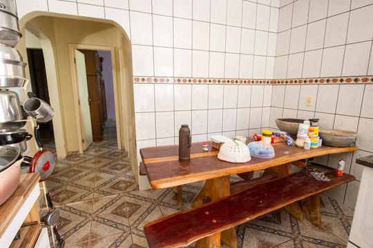 Cozinha de casa à venda com 4 quartos, 679m² em Colônia Agrícola Samambaia, Brasília