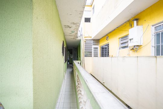 Sacada de casa para alugar com 3 quartos, 125m² em Veloso, Osasco