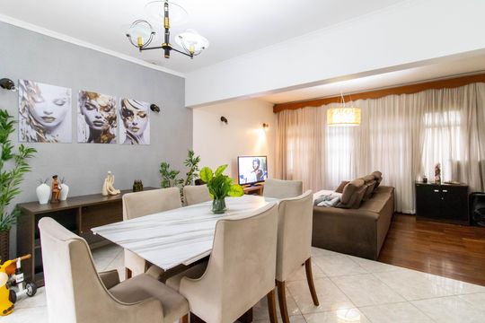 Casa à venda com 3 quartos, 250m² em Jardim Santa Mena, Guarulhos