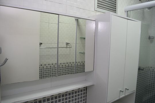 Banheiro Social de apartamento para alugar com 2 quartos, 69m² em Vila Carrão, São Paulo