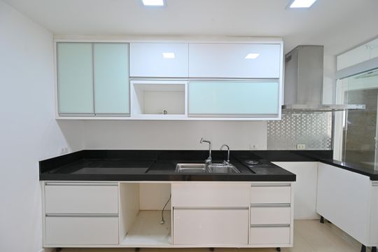 Cozinha de apartamento para alugar com 3 quartos, 76m² em Vila da Saúde, São Paulo