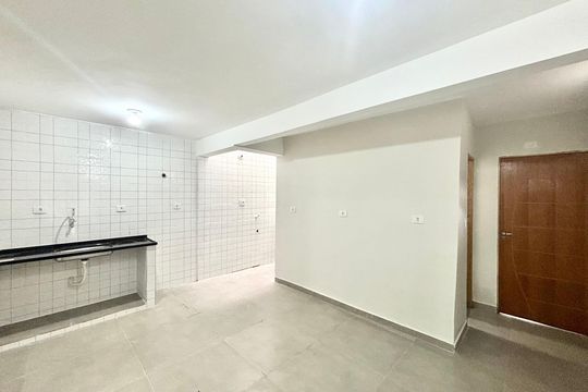 Sala/Cozinha de apartamento para alugar com 2 quartos, 50m² em Vila Dalila, São Paulo