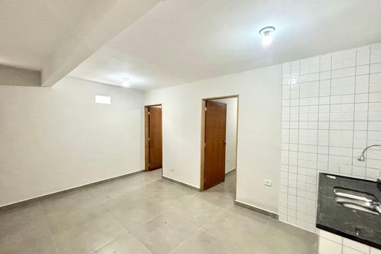 Sala/Cozinha de apartamento para alugar com 2 quartos, 50m² em Vila Dalila, São Paulo