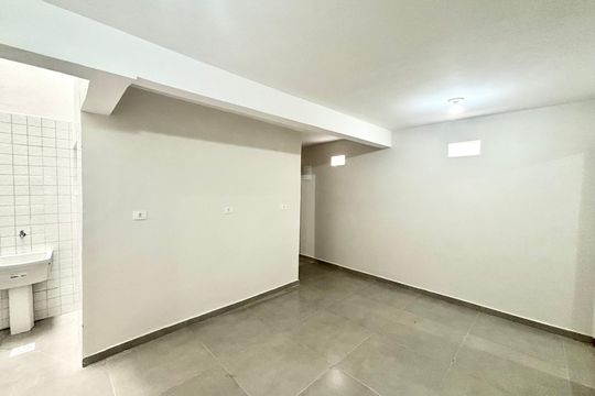 Sala/Cozinha de apartamento para alugar com 2 quartos, 50m² em Vila Dalila, São Paulo