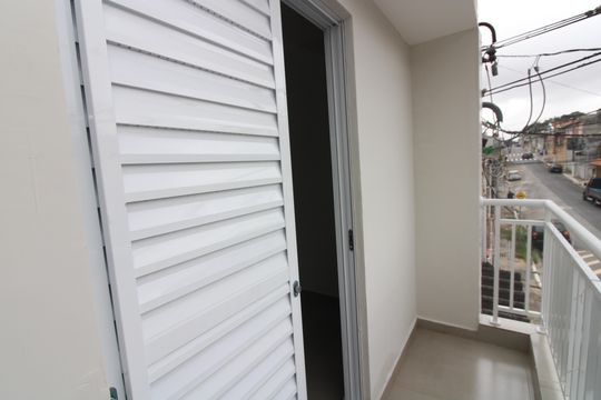 Quarto 2 Varanda de apartamento para alugar com 2 quartos, 50m² em Vila Dalila, São Paulo