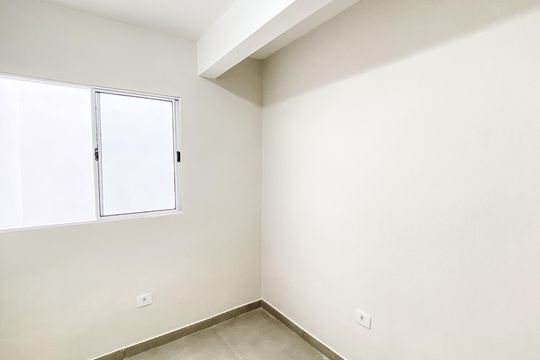 Quarto 2 de apartamento para alugar com 2 quartos, 50m² em Vila Dalila, São Paulo