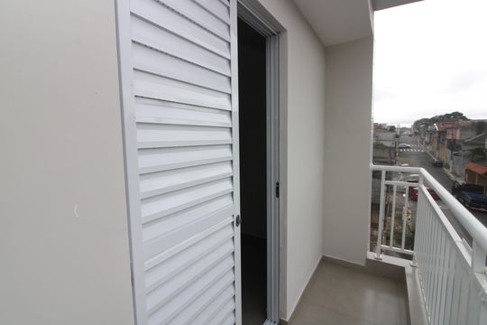 Varanda do quarto 2 de apartamento para alugar com 2 quartos, 60m² em Vila Dalila, São Paulo