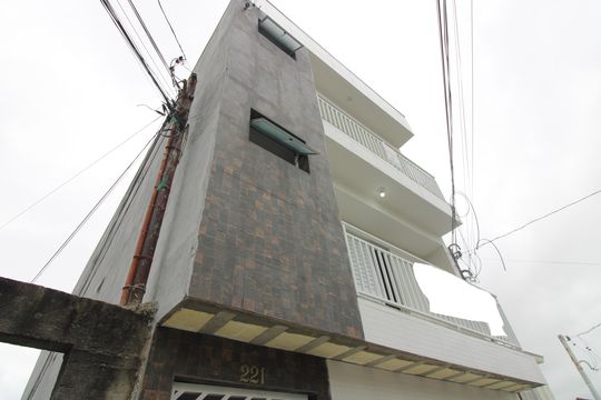 Fachada de apartamento para alugar com 2 quartos, 60m² em Vila Dalila, São Paulo