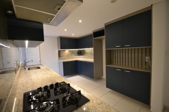 Cozinha de casa à venda com 2 quartos, 230m² em Jardim Trussardi, São Paulo