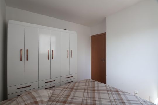 Quarto 2 de apartamento à venda com 2 quartos, 42m² em Igara, Canoas