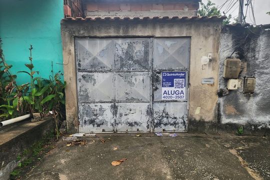 Fachada de casa para alugar com 2 quartos, 100m² em Vista Alegre, São Gonçalo