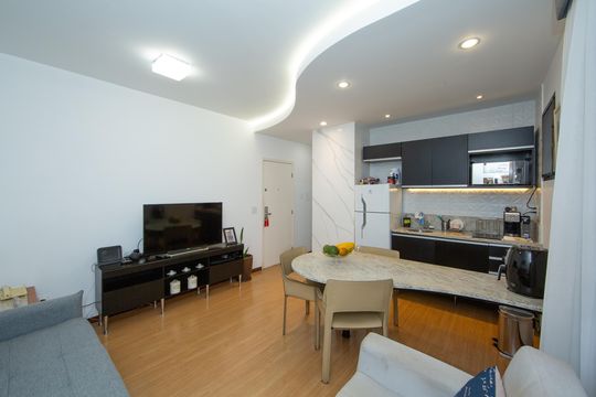 SALA de kitnet/studio à venda com 1 quarto, 43m² em Funcionários, Belo Horizonte