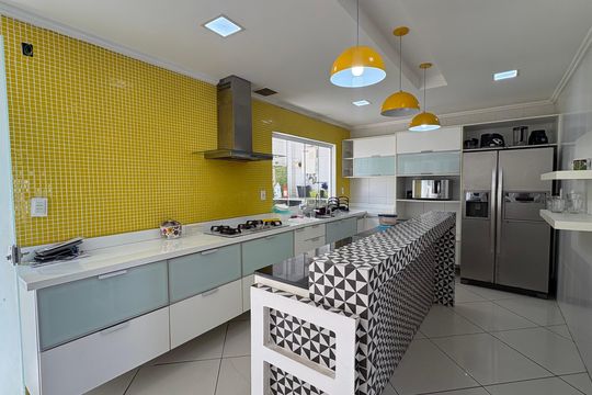 Casa à venda com 3 quartos, 283m² em Vargem Pequena, Rio de Janeiro