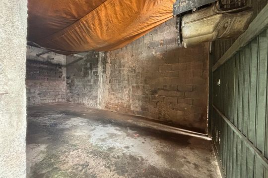 Garagem  de casa à venda com 2 quartos, 196m² em Jardim Irene, São Bernardo do Campo