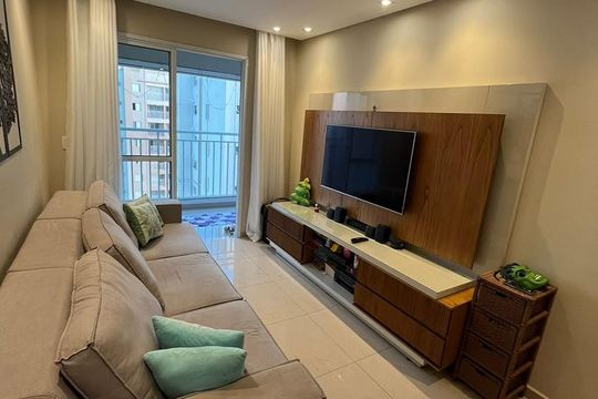 Apartamento à venda com 3 quartos, 76m² em Picanço, Guarulhos