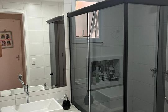 Banheiro 2 de apartamento à venda com 3 quartos, 76m² em Picanço, Guarulhos