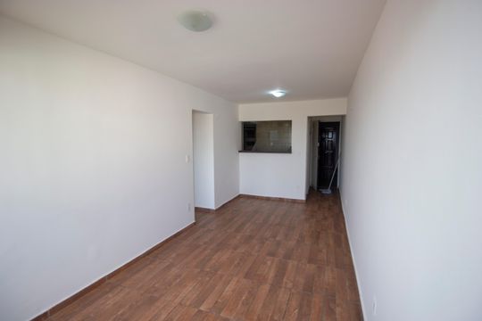 Apartamento para alugar com 3 quartos, 56m² em Cnb 14, Brasília