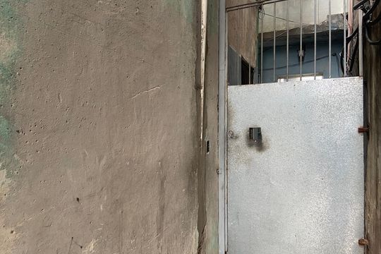 Área externa de casa para alugar com 2 quartos, 40m² em Km 18, Osasco