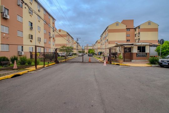 Fachada de apartamento para alugar com 2 quartos, 41m² em Rubem Berta, Porto Alegre