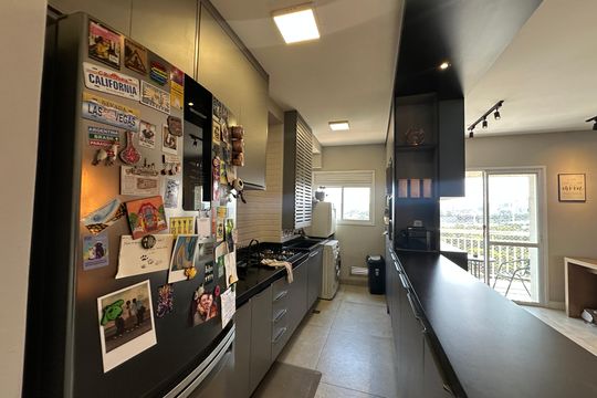 Cozinha de apartamento à venda com 2 quartos, 68m² em Vila Nossa Senhora da Escada, Barueri