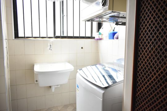 Área de Serviço de apartamento à venda com 4 quartos, 223m² em Vila Clementino, São Paulo