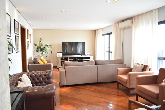 Apartamento à venda com 4 quartos, 223m² em Vila Clementino, São Paulo