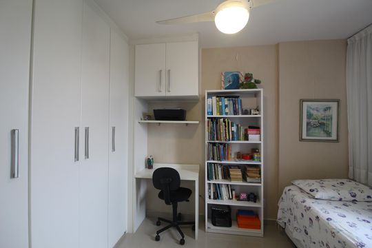 Quarto 1 de apartamento à venda com 2 quartos, 77m² em Barra Olímpica, Rio de Janeiro