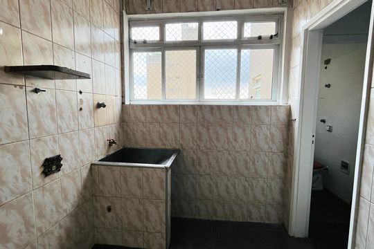 Apartamento à venda com 3 quartos, 73m² em Cambuí, Campinas