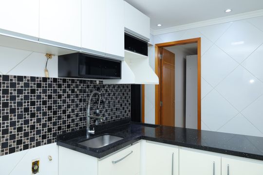 Cozinha de apartamento para alugar com 3 quartos, 55m² em Conjunto Residencial José Bonifácio, São Paulo