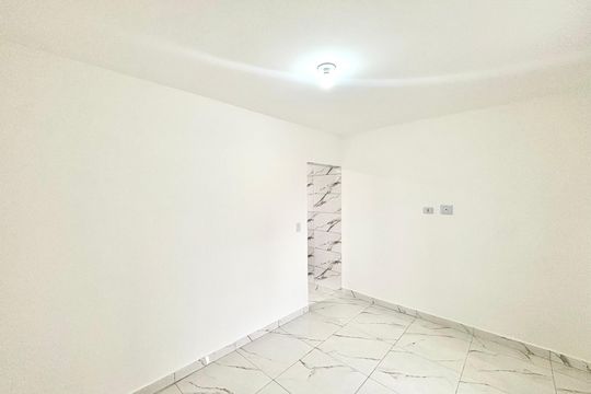Quarto 1 de casa para alugar com 1 quarto, 32m² em Cidade Antônio Estêvão de Carvalho, São Paulo