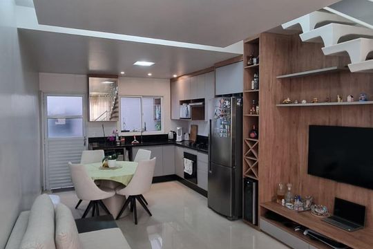 Sala de casa de condomínio à venda com 2 quartos, 50m² em Jardim Sao Nicolau, São Paulo